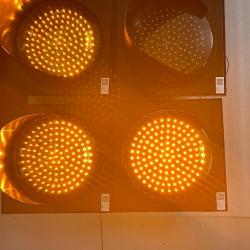 ĐÈN CHỚP VÀNG NĂNG LƯỢNG MẶT TRỜI D300