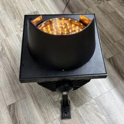 Đèn chớp vàng D300 năng lượng mặt trời.  Báo giá đèn chớp vàng D300 – Giá tốt nhất năm 2024